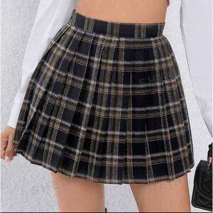 SHEIN plaid print pleaded skirt